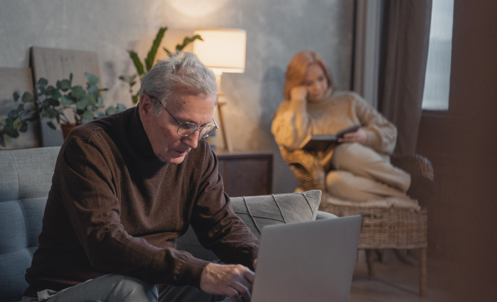 couple working on laptop